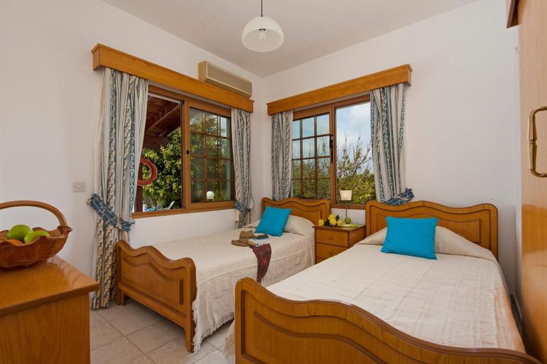 Bedroom 3, Panareti Coral Bay Resort