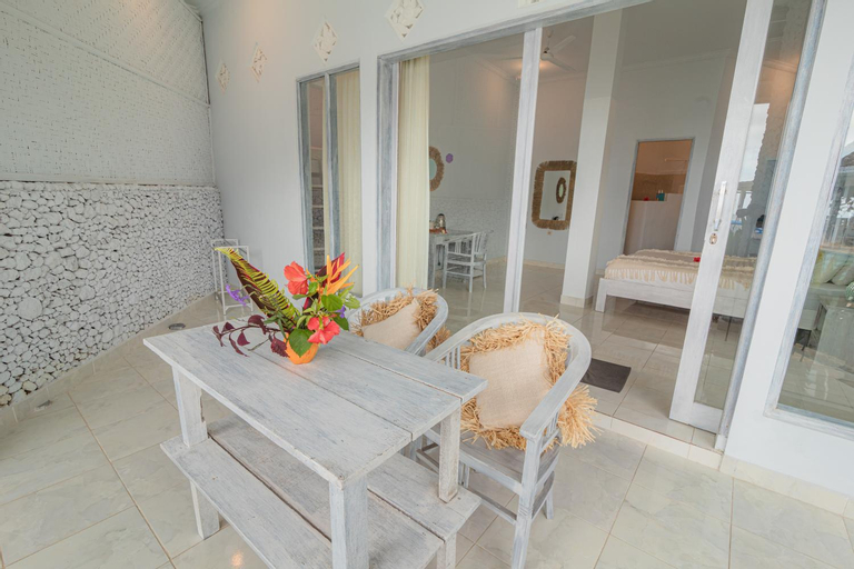 Dining Room 16