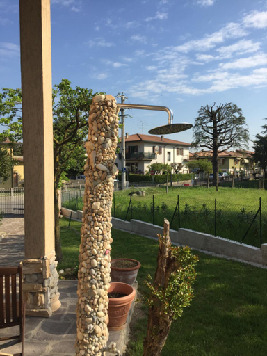 Others 3, Villa Rita, Mantua