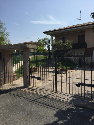 Others 2, Villa Rita, Mantua