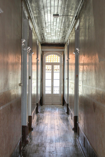 Others 4, Casa da Rainha, Azambuja