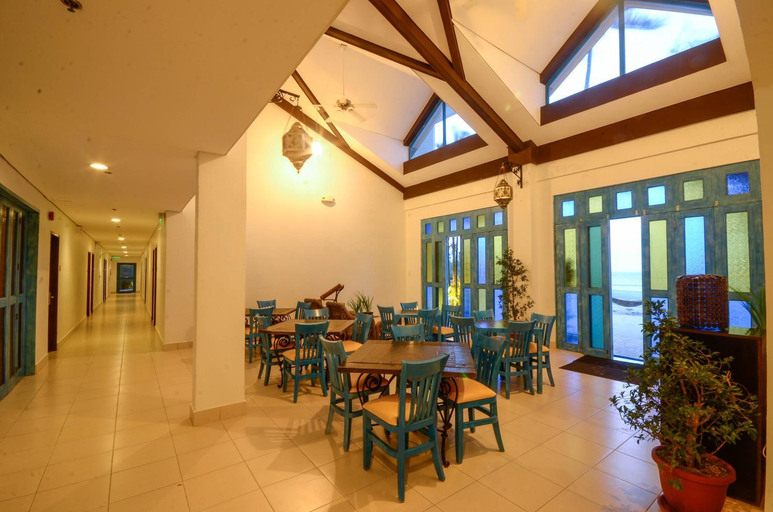 Food & Drinks 5, Microtel by Wyndham Puerto Princesa, Puerto Princesa City