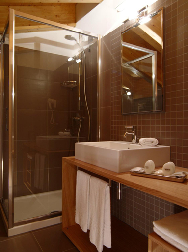 Bathroom 4, Hotel Natura, L'Aquila