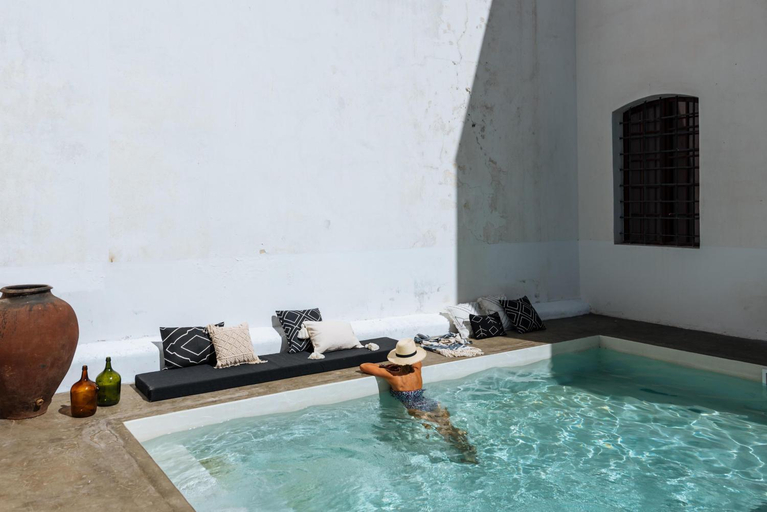 Sport & Beauty 2, Aljana Guest House, Beja