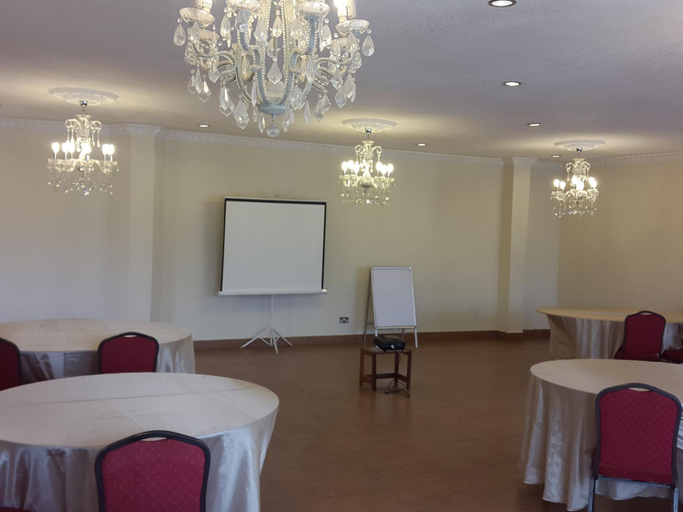 Food & Drinks, Progessive Park Hotel, Westlands