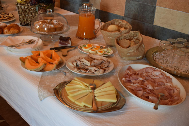 Food & Drinks