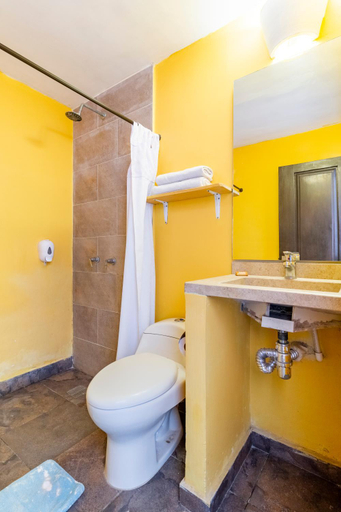 Bathroom 2, Gagaka Rua hostel, Santa Marta (Dist. Esp.)