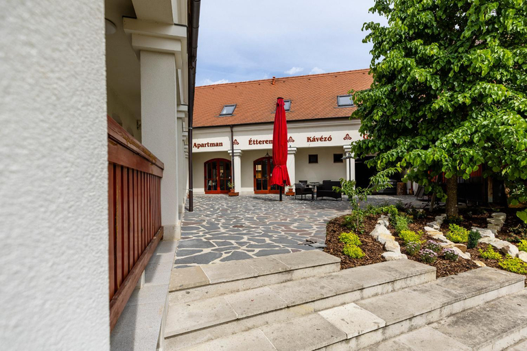 Others 4, Servita Udvarhaz Eger, Eger