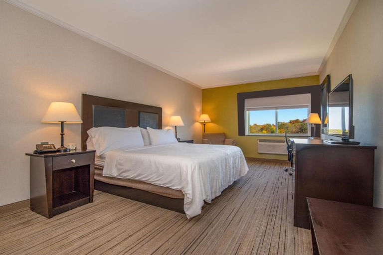 Bedroom 19
