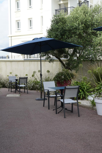 Others 4, La Villa des Sables, Finistère
