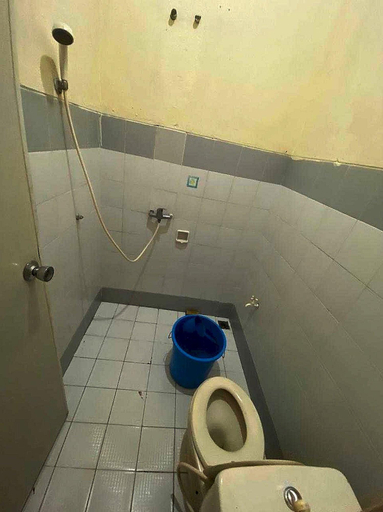 Bathroom 4, Express O 91278 Pahlawan Udyana Syariah, Bogor