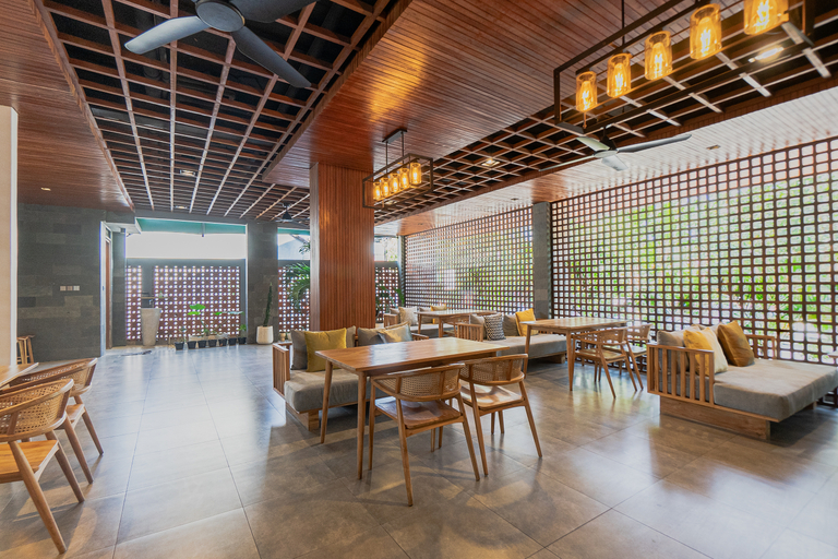 Food & Drinks 4, Forseti Athena by ARM One Hundred, Denpasar