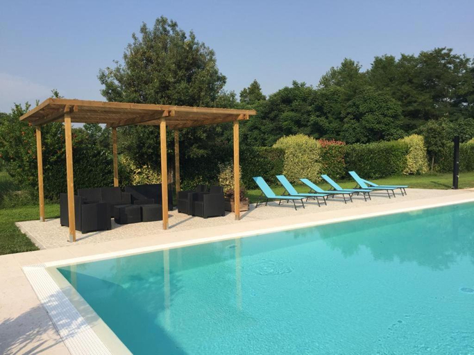 Others 4, B&B Al Mulino, Brescia