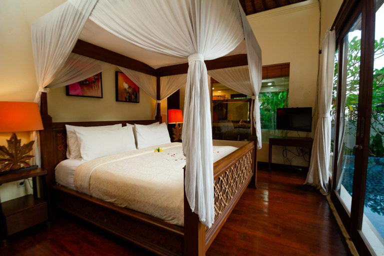 Bedroom 13