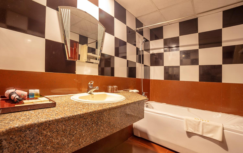 Bathroom 4, Vietsovpetro Hotel, Đà Lạt