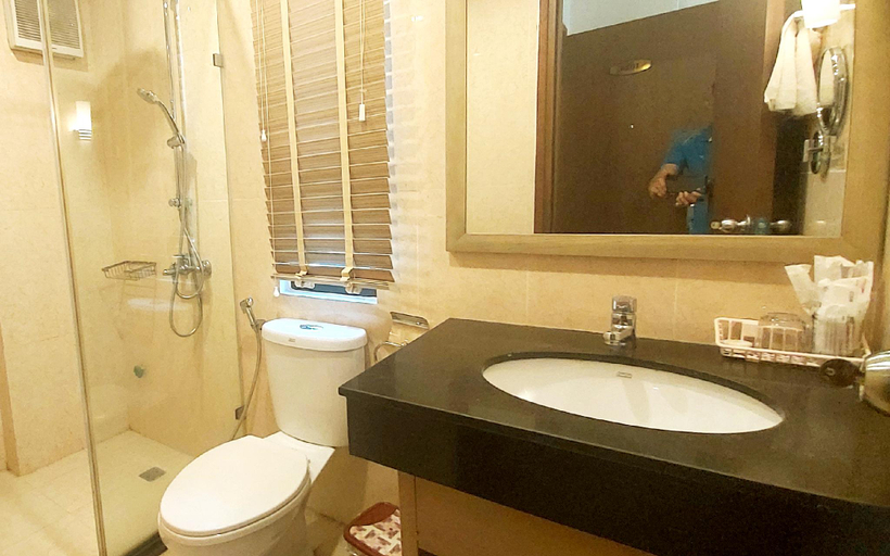 Bathroom 4, Royal Lotus Villa 102, Hạ Long