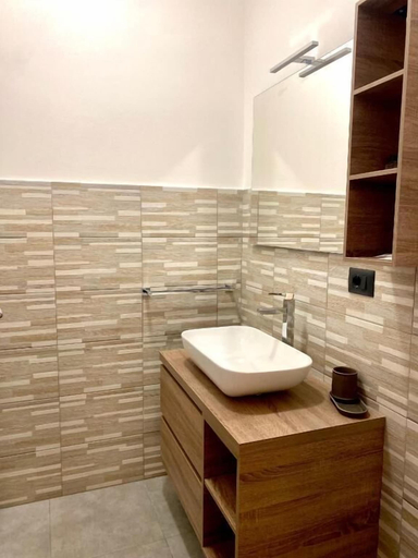 Bathroom 5, B&B i miti dell'Etna, Catania