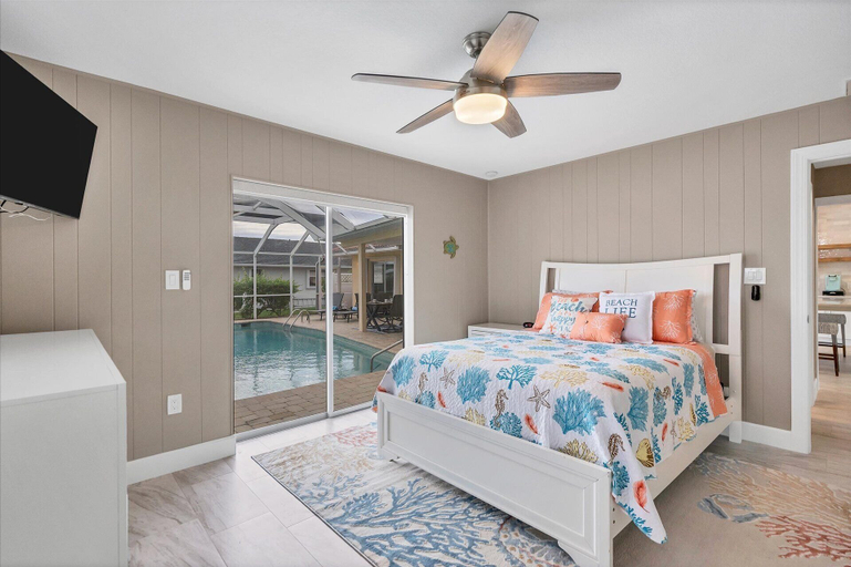 Bedroom 2, 618 via Tunis, Charlotte
