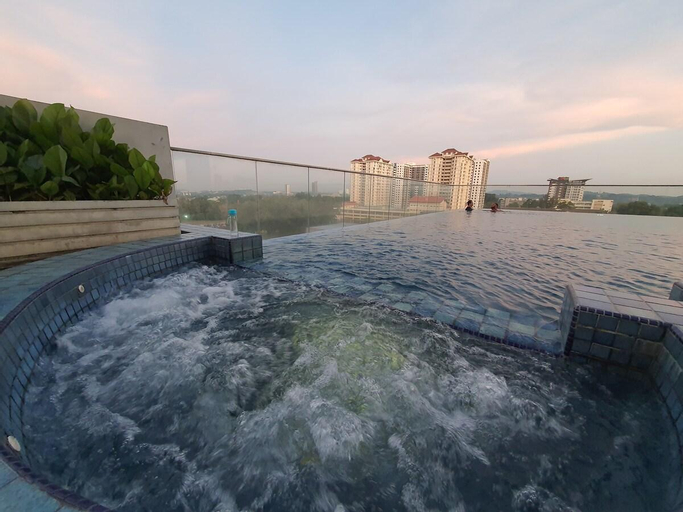 Swimming pool 5, De Centrum Homestay KLCC View (Wifi) Kajang Bangi, Sepang