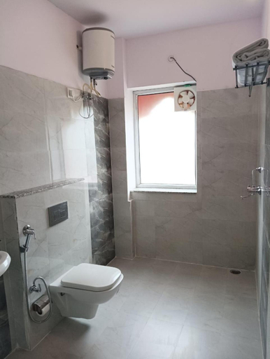 Bathroom 2, The Jungle Heart , Sawai Madhopur