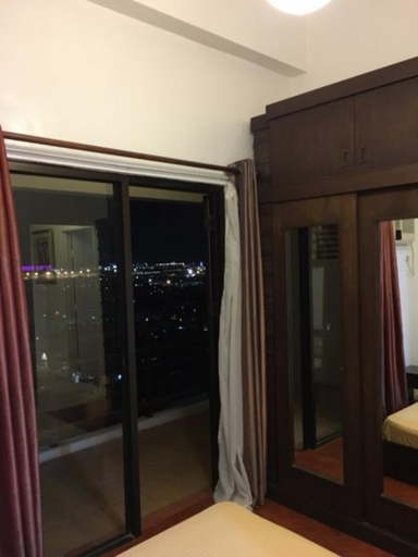 Others 3, Spacious Penthouse Near NAIA with 24-7 Convenience, Parañaque