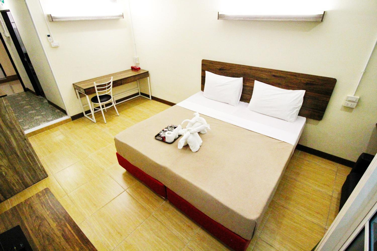 Bedroom 23
