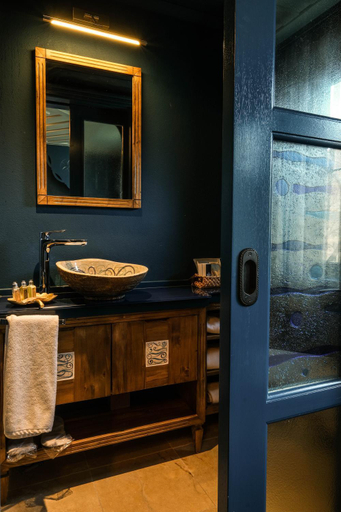 Bathroom 5, Kocadon Hotel, Bodrum