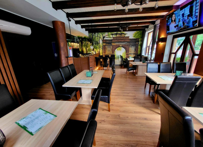 Food & Drinks 4, Noclegi Miedzy Parkami, Milicz