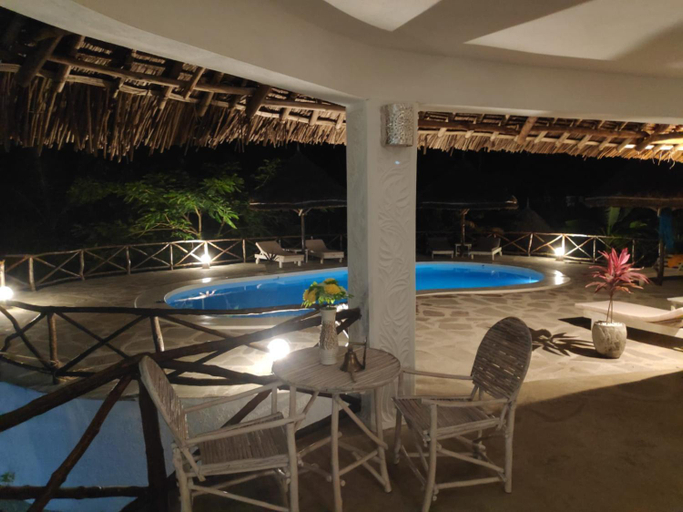 Food & Drinks 4, Kimya House, Kilifi North