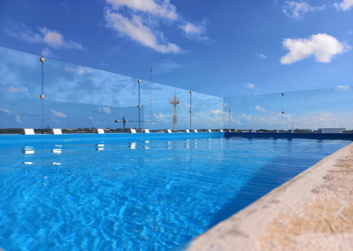 Swimming Pool 1