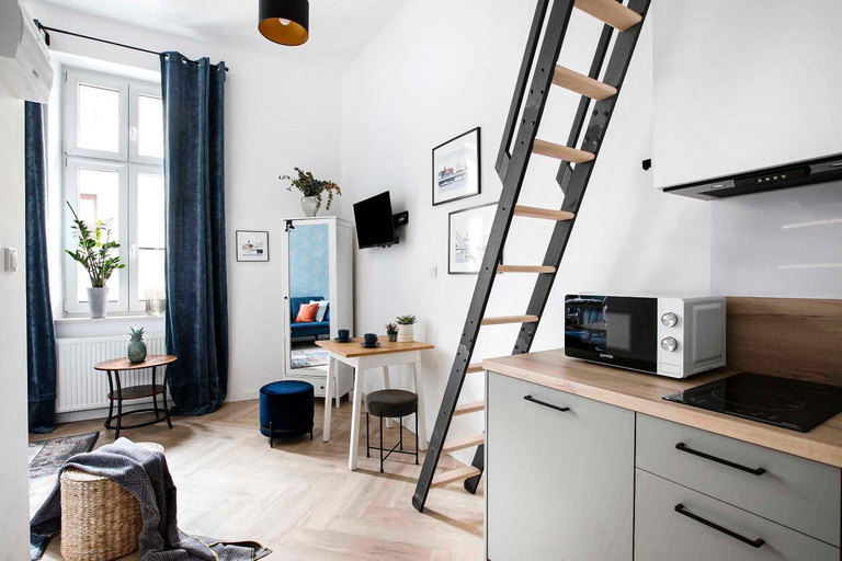 Others 5, Charming Studio with kitchen - Old Town, Main Station, Kraków City