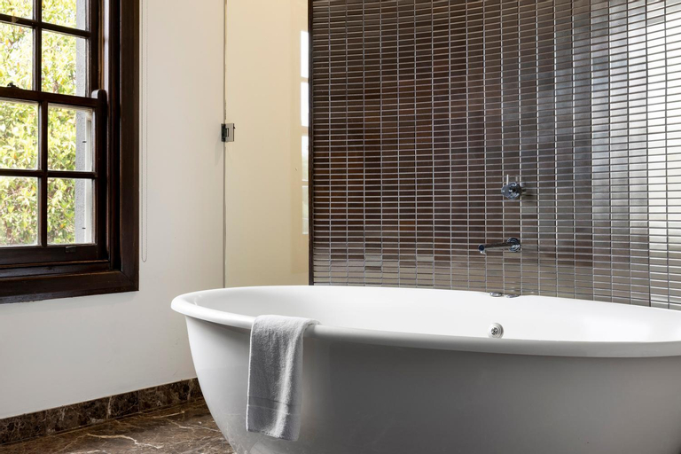 Bathroom 5