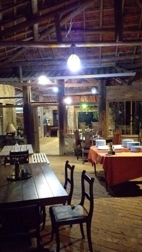 Food & Drinks 4, Chale Sonho Diniz 1, Camanducaia