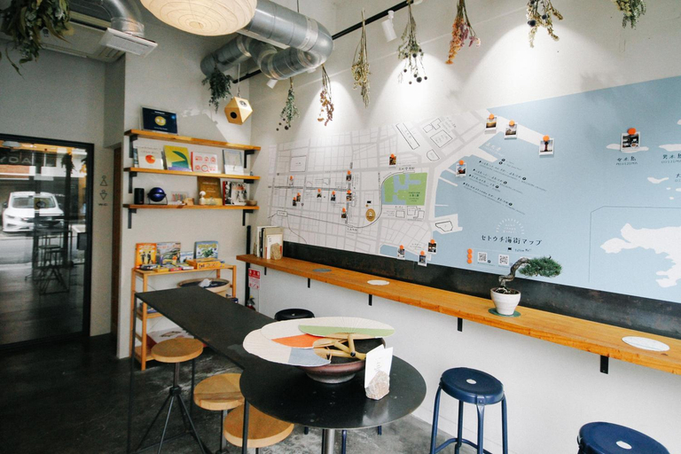Public Area 2, Sunny Day Hostel, Takamatsu