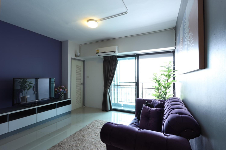 Others 5, BB Room, Chatuchak