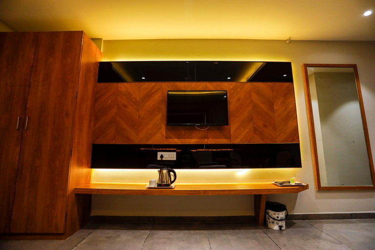 Bathroom 3, HOTEL OM, Gir Somnath