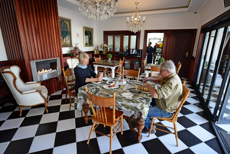 Food & Drinks 4, Milner House Kimberley, Frances Baard