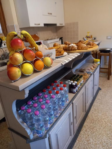 Food & Drinks 5, BnB Villa Melany vicino Centro, Lucca