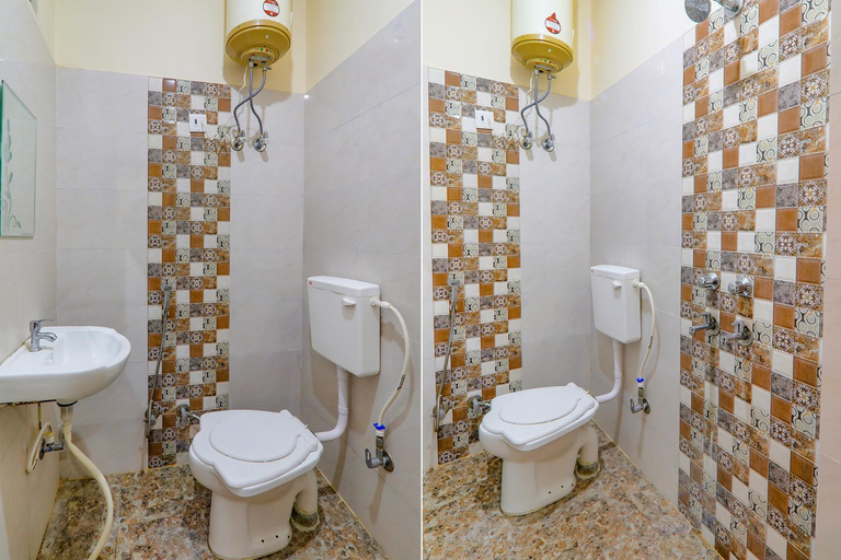 Bathroom 4, Fabhotel Shree Galaxy, Kanpur Nagar