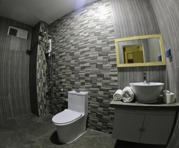 Bathroom, Molar Wave, Kaafu Atoll