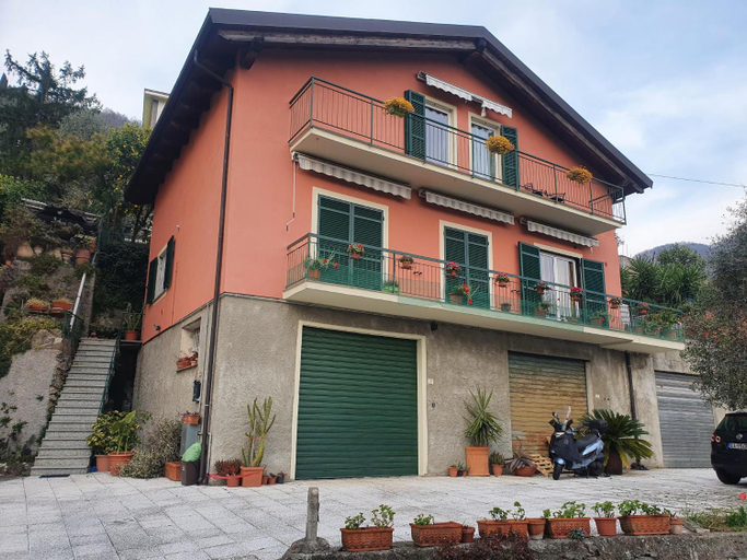 Others 3, Casa Ori, Genova
