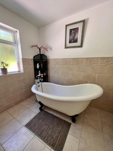 Bathroom 2, LOCH CONNELL LODGE Annagry rooms 1 2 3 4 5