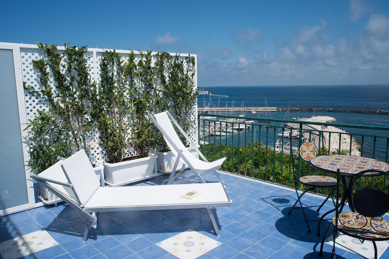 Others 4, Punta Lingua Relais- Room 1 Sunrise Terrace, Napoli