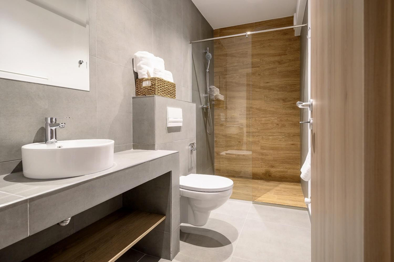 Bathroom, VMD Residence, Brasov