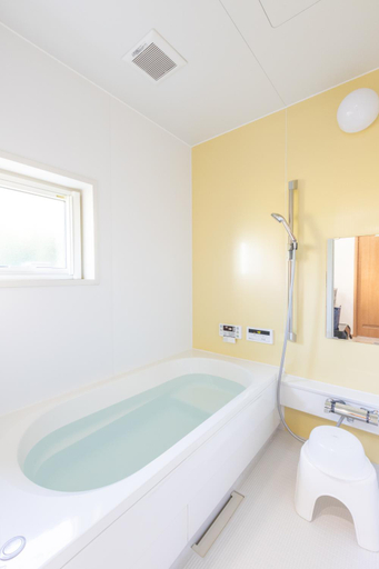 Bathroom 2, SEASIDE HOUSE SHIRAHAMA, Shirahama