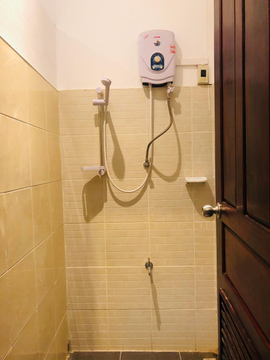 Bathroom, Hide and Seek Hostel Vientiane (Thai Embassy), Vientiane
