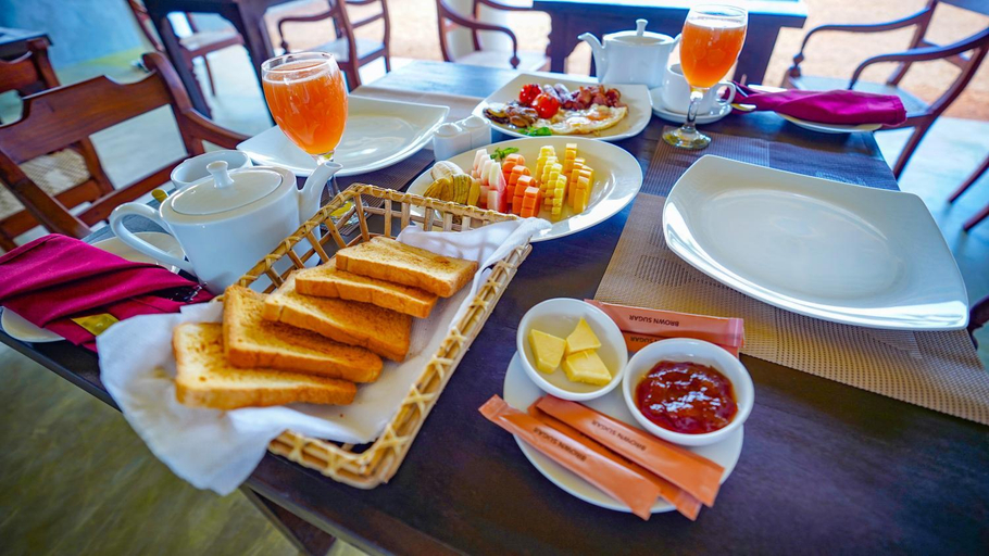 Food & Drinks 4, Beyond The Sea By Ceylonese, Hikkaduwa
