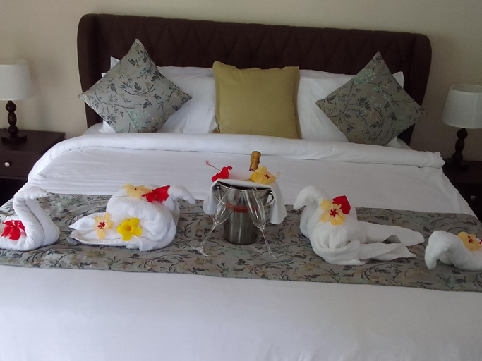 Bedroom 3, Mountain View Hotel – Seychelles