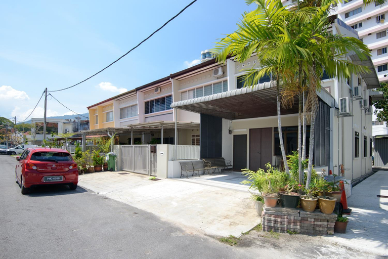 Entrance 4, Gurney Terrace 9, Pulau Penang