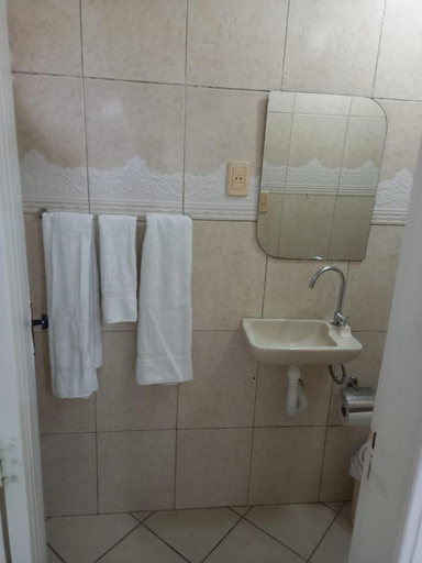 Bathroom 3, Pousada Mar Azul, Angra dos Reis